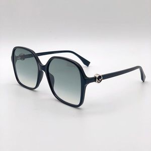 FENDI Black/Gray Oversized Women Sunglasses (NEW)